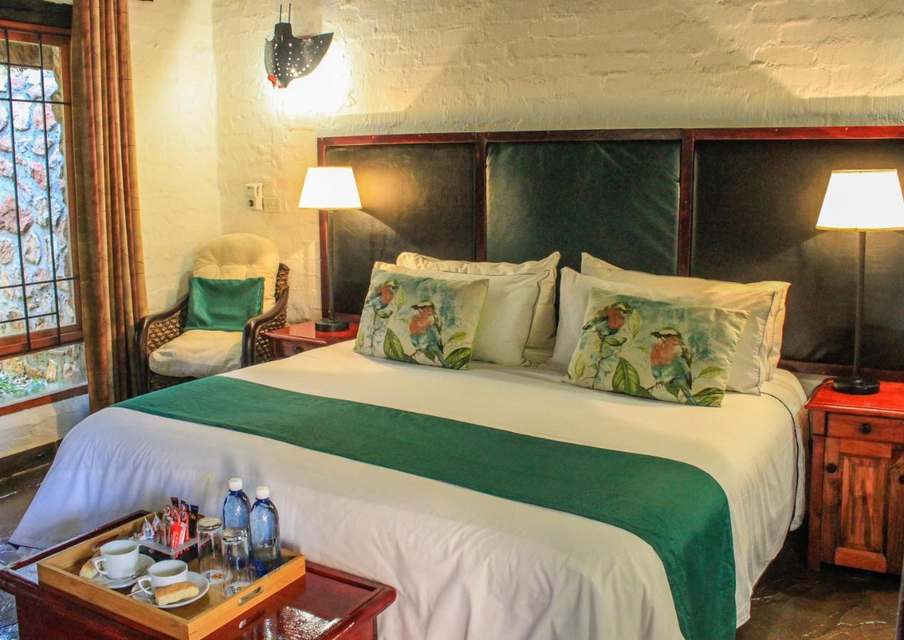 Kedar Heritage Lodge, Conference Centre & Spa Phokeng エクステリア 写真