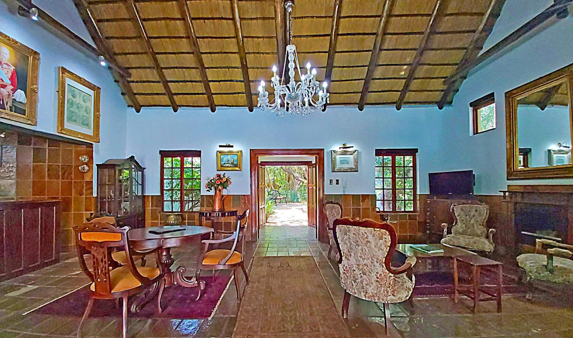 Kedar Heritage Lodge, Conference Centre & Spa Phokeng エクステリア 写真