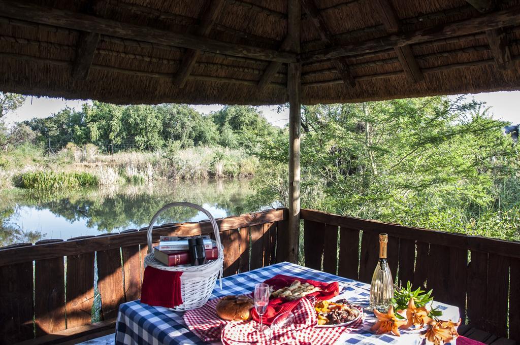 Kedar Heritage Lodge, Conference Centre & Spa Phokeng エクステリア 写真