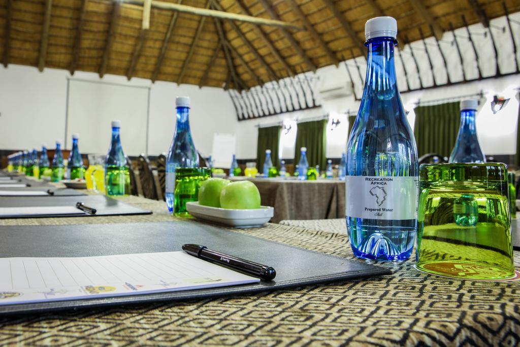 Kedar Heritage Lodge, Conference Centre & Spa Phokeng エクステリア 写真