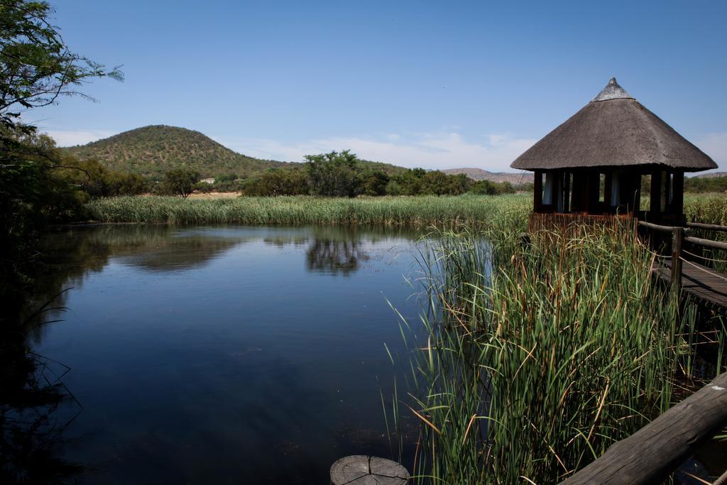 Kedar Heritage Lodge, Conference Centre & Spa Phokeng エクステリア 写真