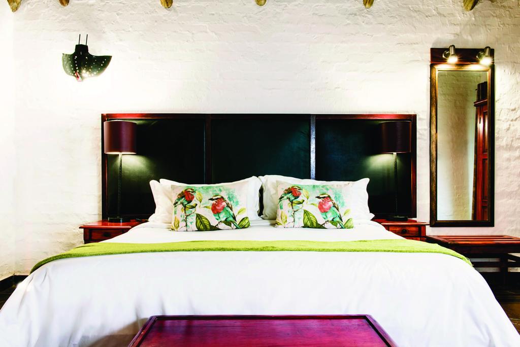 Kedar Heritage Lodge, Conference Centre & Spa Phokeng エクステリア 写真