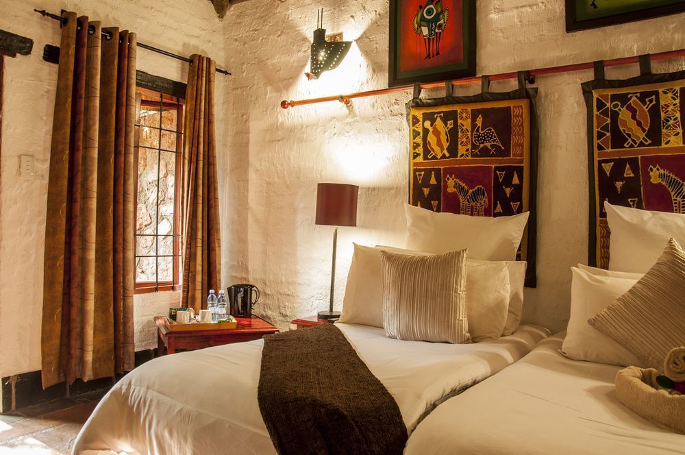 Kedar Heritage Lodge, Conference Centre & Spa Phokeng エクステリア 写真
